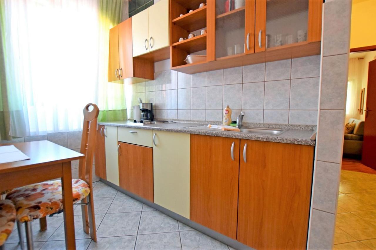 Apartments Adriana Starigrad Paklenica Room photo