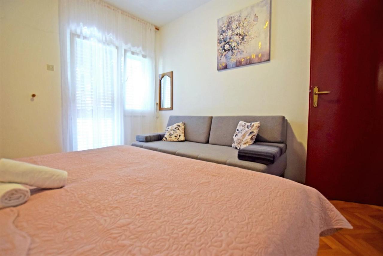 Apartments Adriana Starigrad Paklenica Room photo